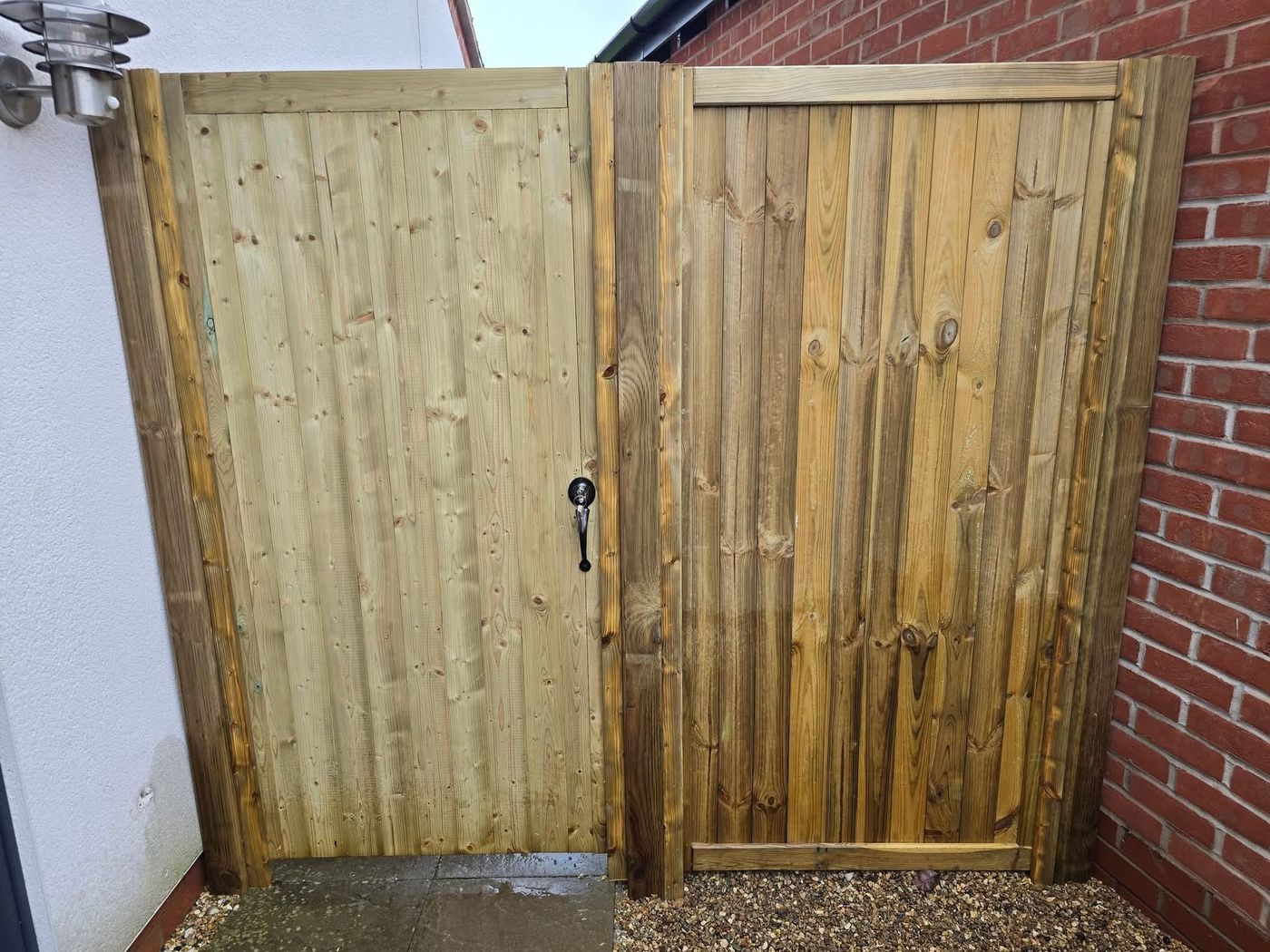 Made-to-measure tongue-and-groove gate and matching panel fitted by Garden Gates 4U